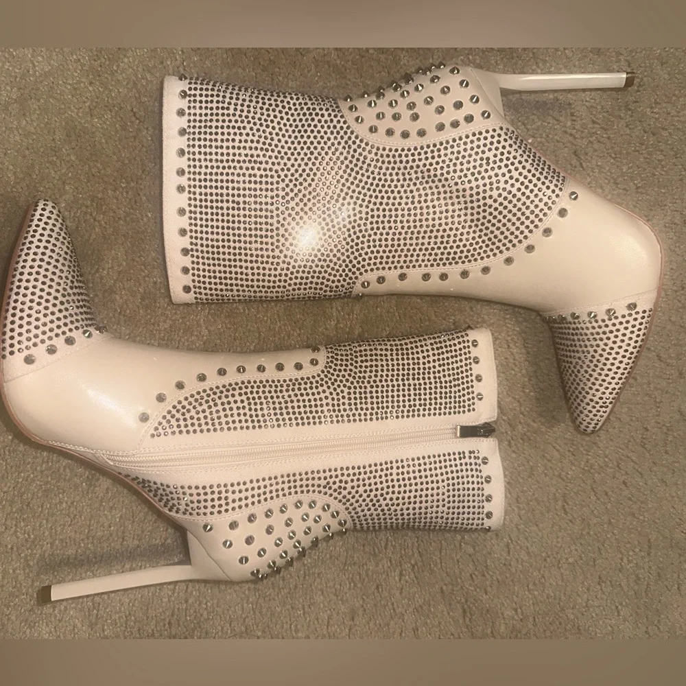 NEW AZALEA WANG RHINESTONE BOOTS size 9 - Picture 6 of 10